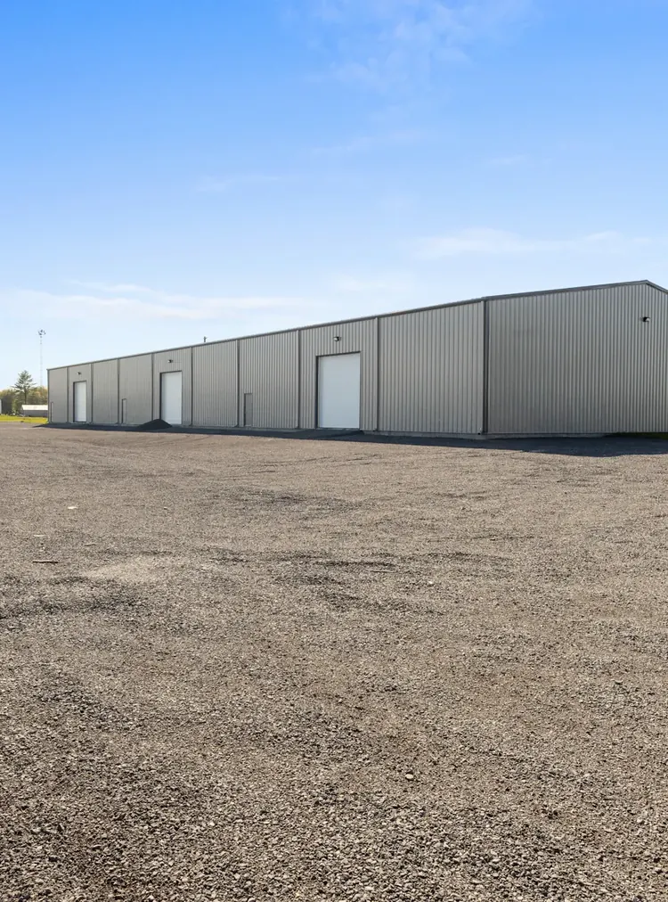 Warehouse & Logistics Facility
